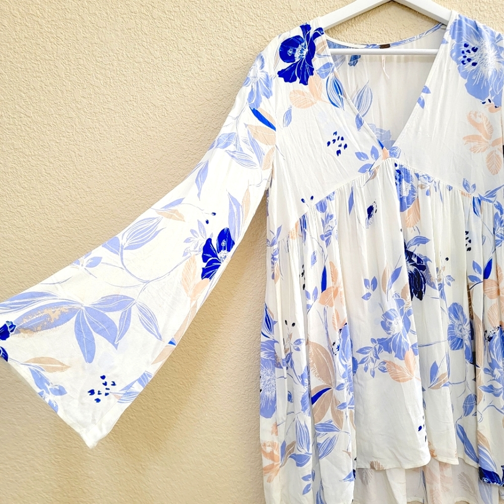 Free People | Ivory Bell Sleeve | Blue Floral Tunic - Picture 4 of 12
